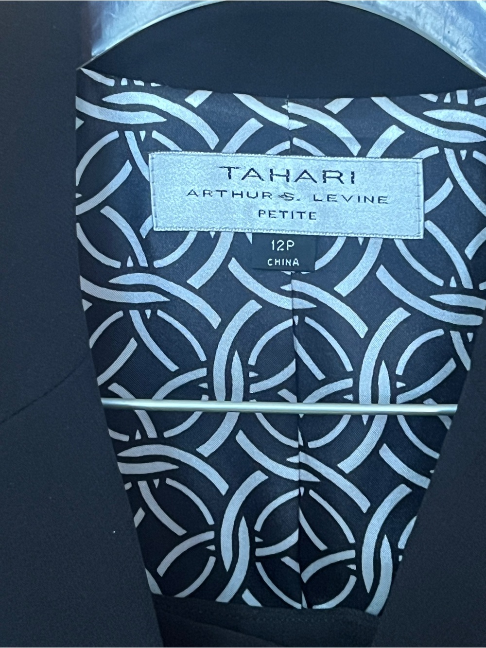 Tahari skirt suit black sz 12p - Picture 5 of 11